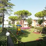 アパート Great Flat In A With Pool ビビオーネ