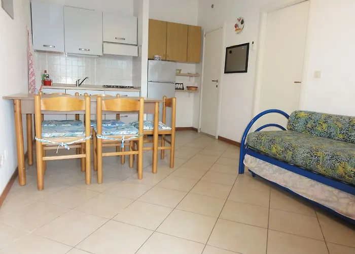 Apartman Great Flat In A With Pool Bibione